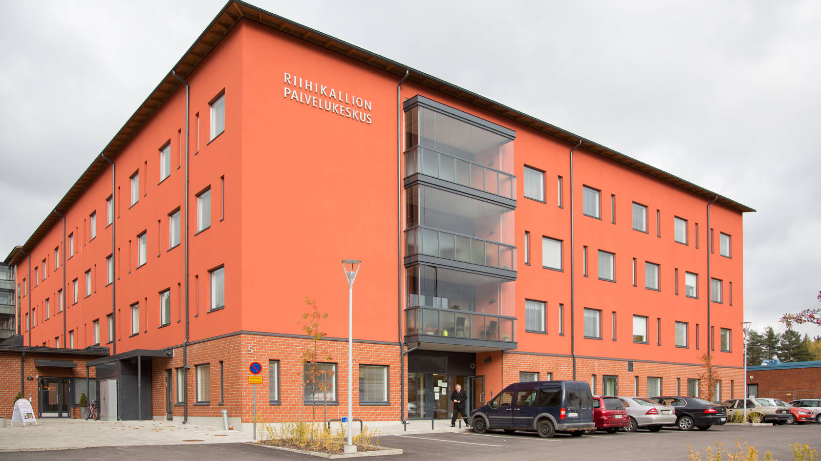 Riihikallion Palvelukeskus, jossa Rihasali on