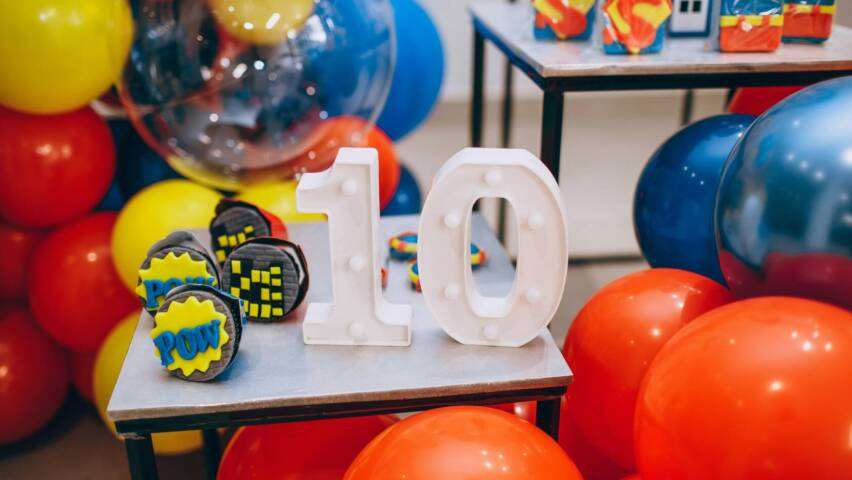 Numero 10 ja ilmapalloja