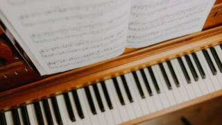 piano ja nuotit