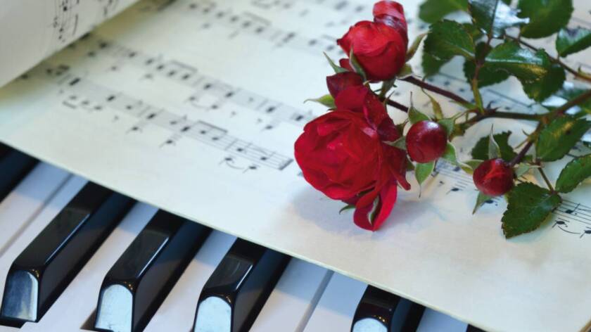 Ruusu ja piano
